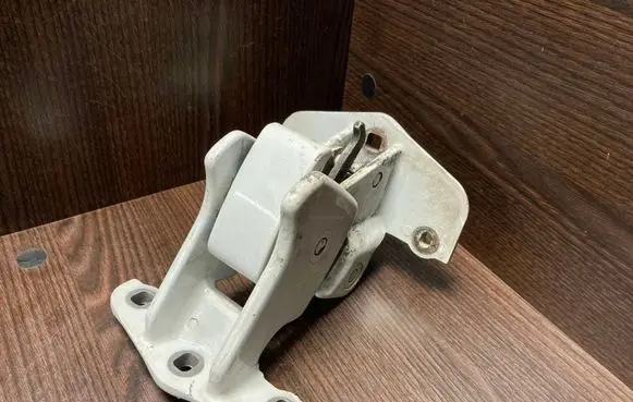 Renault Trafic II (X83) Loading door upper hinge 7700312304