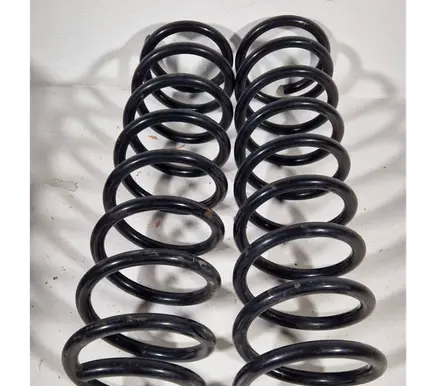 BMW 5 E39 Rear coil spring 33536794653