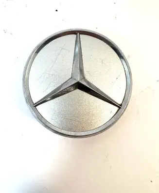 Mercedes-Benz CLK A208 C208 Original wheel cap 2204000125 A2204000125