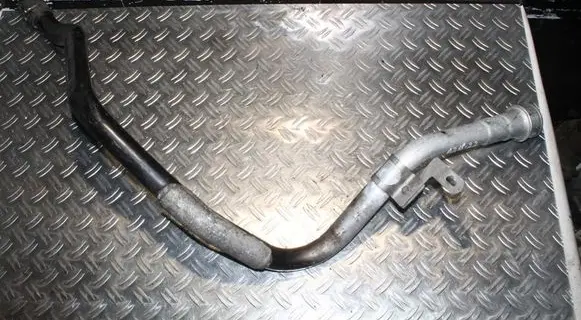 Volvo XC70 Fuel tank filler neck pipe 31274722 A21822