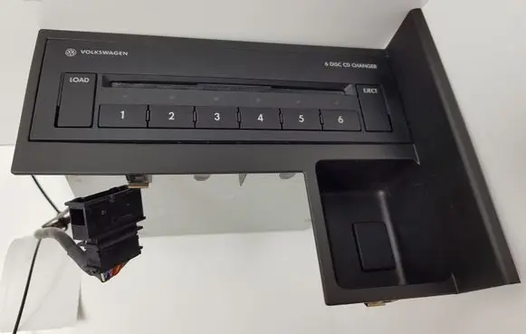 Volkswagen Touran I CD/DVD changer 1T0035110B