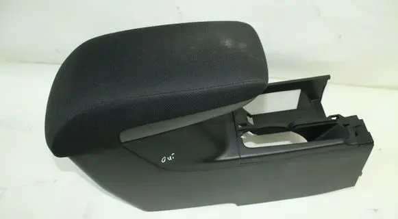Mitsubishi Outlander Armrest 