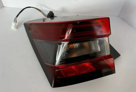 Nissan Juke II F16 Rear/tail lights 265556PA0A