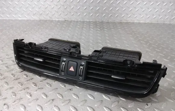 KIA Optima Dash center air vent grill 84760D4000 D497410000
