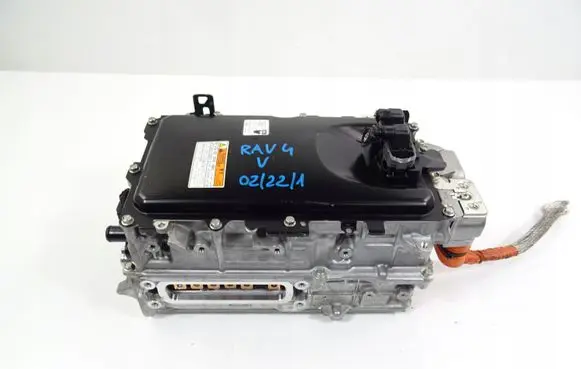 Toyota RAV 4 (XA50) Voltage converter inverter G920033140