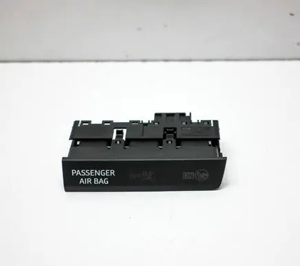Passenger airbag on/off switch