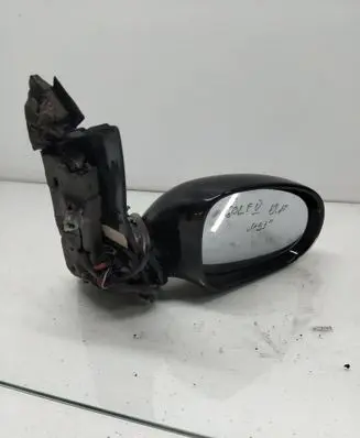 Volkswagen Golf Plus Front door electric wing mirror