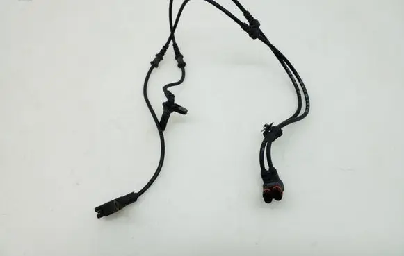 Mercedes-Benz E W212 ABS brake wheel speed sensor A2125400217