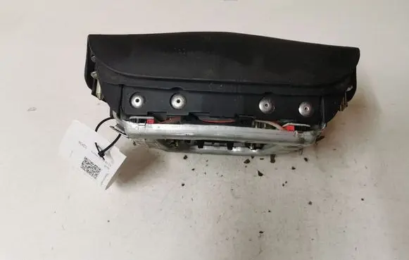 Audi A4 S4 B6 8E 8H Steering wheel airbag 8E0880201 1333325