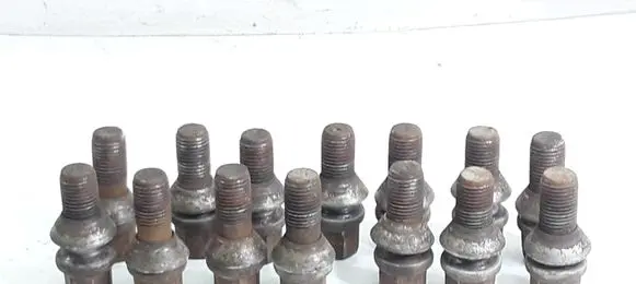 Citroen C8 Nuts/bolts 