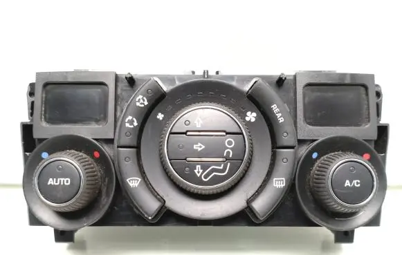 Peugeot 5008 Climate control unit 96738323XT A2C37822700