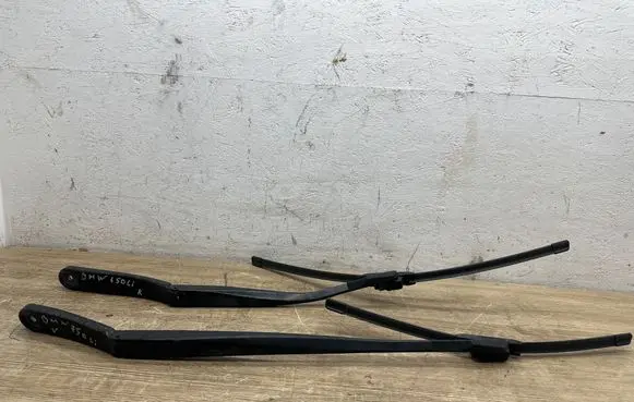 BMW 7 F01 F02 F03 F04 Windshield/front glass wiper blade 7182459