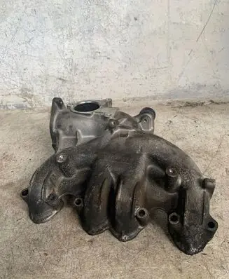 Audi A4 S4 B7 8E 8H Intake manifold