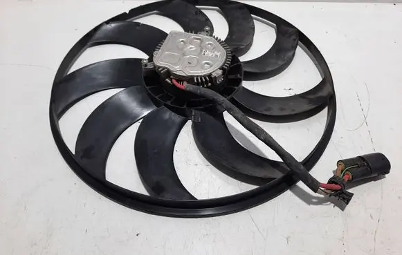 Alfa Romeo Stelvio Electric radiator cooling fan 8E5242100 M0105880