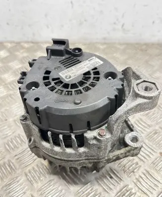 BMW 5 F10 F11 Generator/alternator 8507624