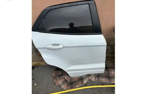 Ford Ecosport Rear door 