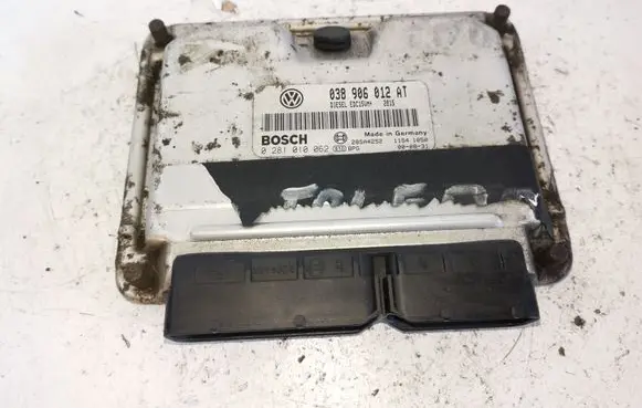 Seat Toledo II (1M) Engine control unit/module 038906012AT 0281010062