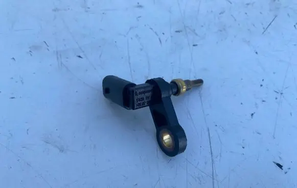 Coolant temperature sensor