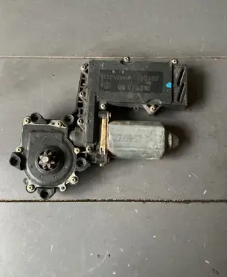 Front door window regulator with motor