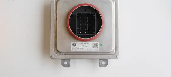 BMW X5 G05 LED ballast control module 2590466