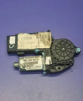 Volkswagen New Beetle Front door window regulator motor 1Y2959801D 993025303