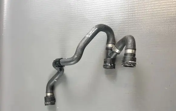 BMW i4 Electric car engine cooling hoses/pipes 8477901 17128477901