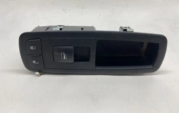 Jeep Cherokee Electric window control switch 10283583 68271204AA