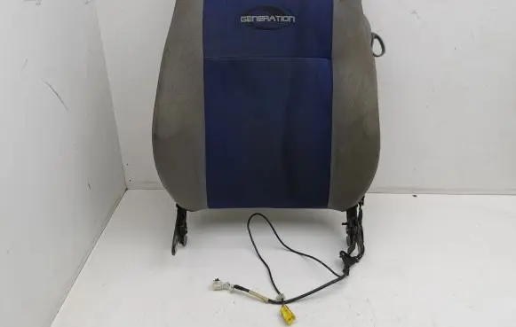 Volkswagen Golf IV Front driver seat 