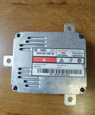 Volkswagen PASSAT B7 Headlight ballast module Xenon 8K0941597B 1036060024 H07S0003