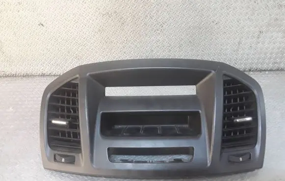 Opel Insignia A Dash center air vent grill 13274791