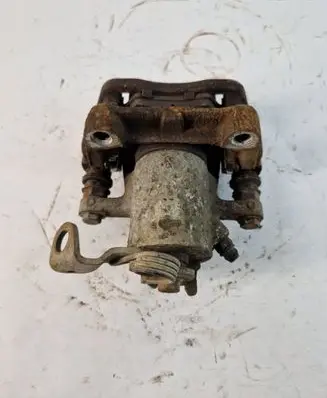 Opel Zafira B Rear brake caliper