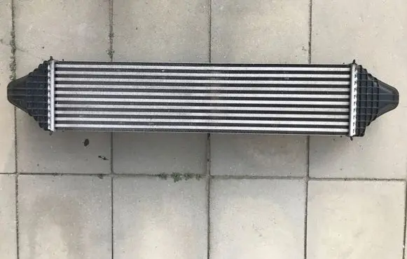 Volvo V40 Intercooler radiator
