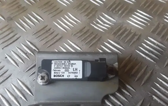 Mitsubishi Space Star Airbag deployment crash/impact sensor MR912130
