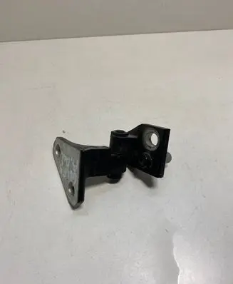 Volkswagen Golf V Front door upper hinge 1K0831402H