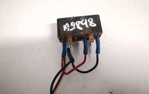 Volkswagen Touran I Other relay