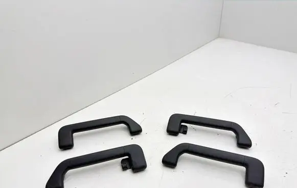 Volkswagen Touareg II A set of handles for the ceiling 7P0857644B