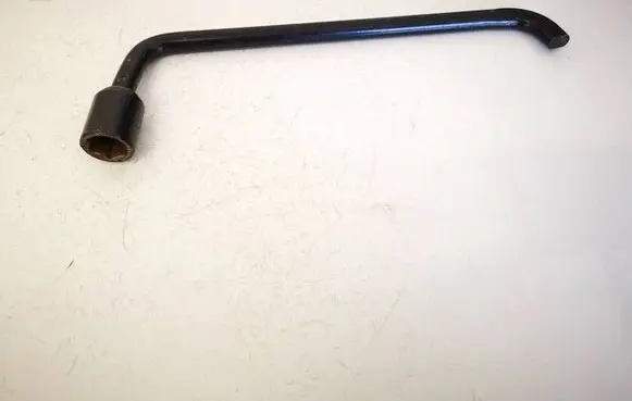 Citroen C4 I Wheel nut wrench