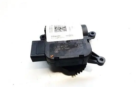 Volkswagen Polo IV 9N3 Air flap motor/actuator 0132801357 b4845