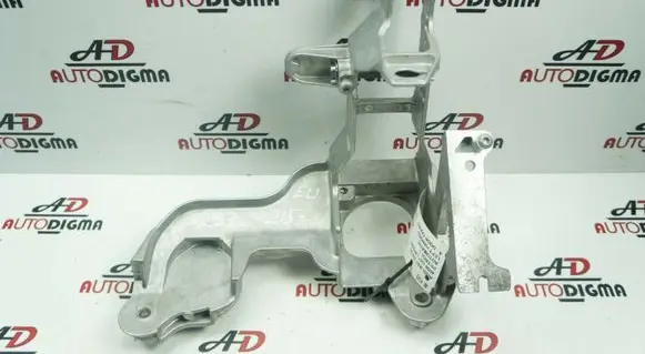Audi RS7 C7 Brake pedal bracket assembly 4G1723117