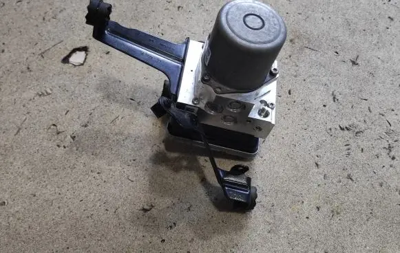 BMW X3 G01 ABS Pump 6895450
