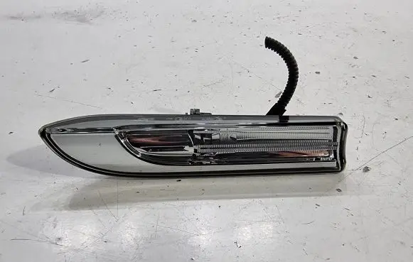 Porsche Panamera (970) Front fender indicator light 97063103402