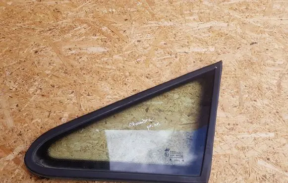 Seat Alhambra (Mk1) Front triangle window/glass 43R001100 DOT249AS2M24