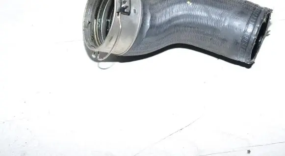 Volvo V40 Intercooler hose/pipe 31686564