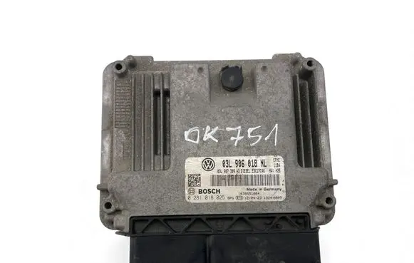 Volkswagen Caddy Engine control unit/module ECU 03L906018NL 0281018025