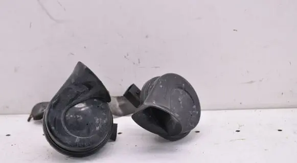 Volkswagen PASSAT CC Horn signal