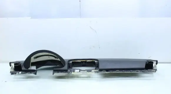 Mercedes-Benz E W211 Dashboard 0704611100222