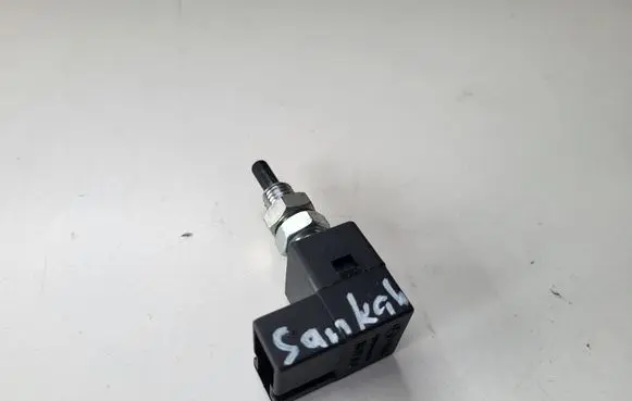 Clutch pedal sensor