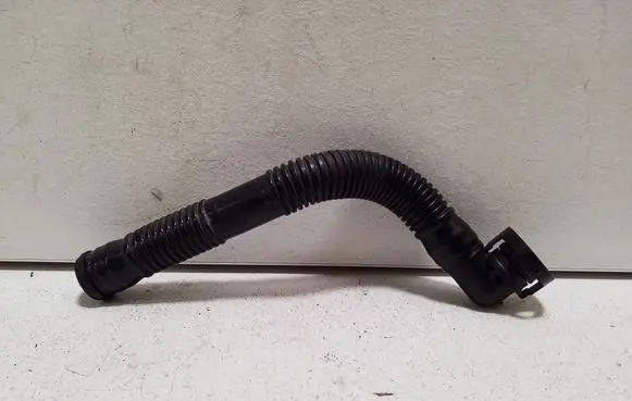 Audi Q3 8U Water drain line hose 5N0129637D