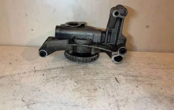 Skoda Octavia Mk2 (1Z) Oil pump 03L115105B 03L115105C 03L115263