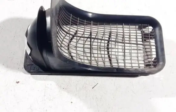 Seat Ibiza IV (6J,6P) Air intake duct part 6r0815479a